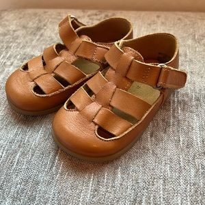 Zara boy sandals 21